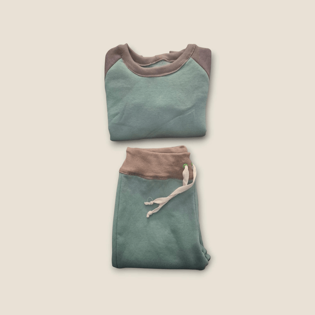 🧒 Ensemble Survêtement Enfant – Confort & Style
